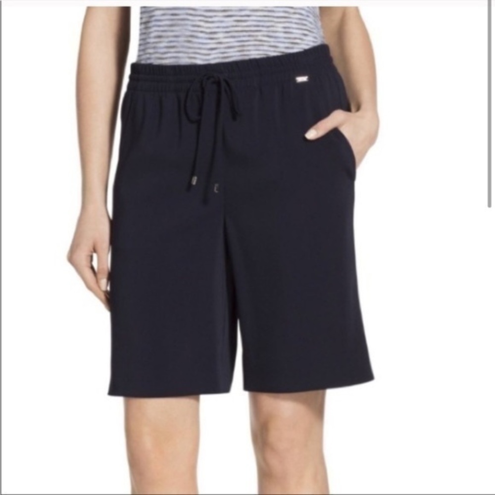 St. John Black Candy Drawstring Shorts Size P